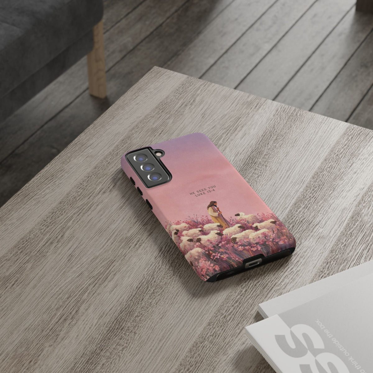 Christelijk telefoonhoesje Hij ziet jou roze mat