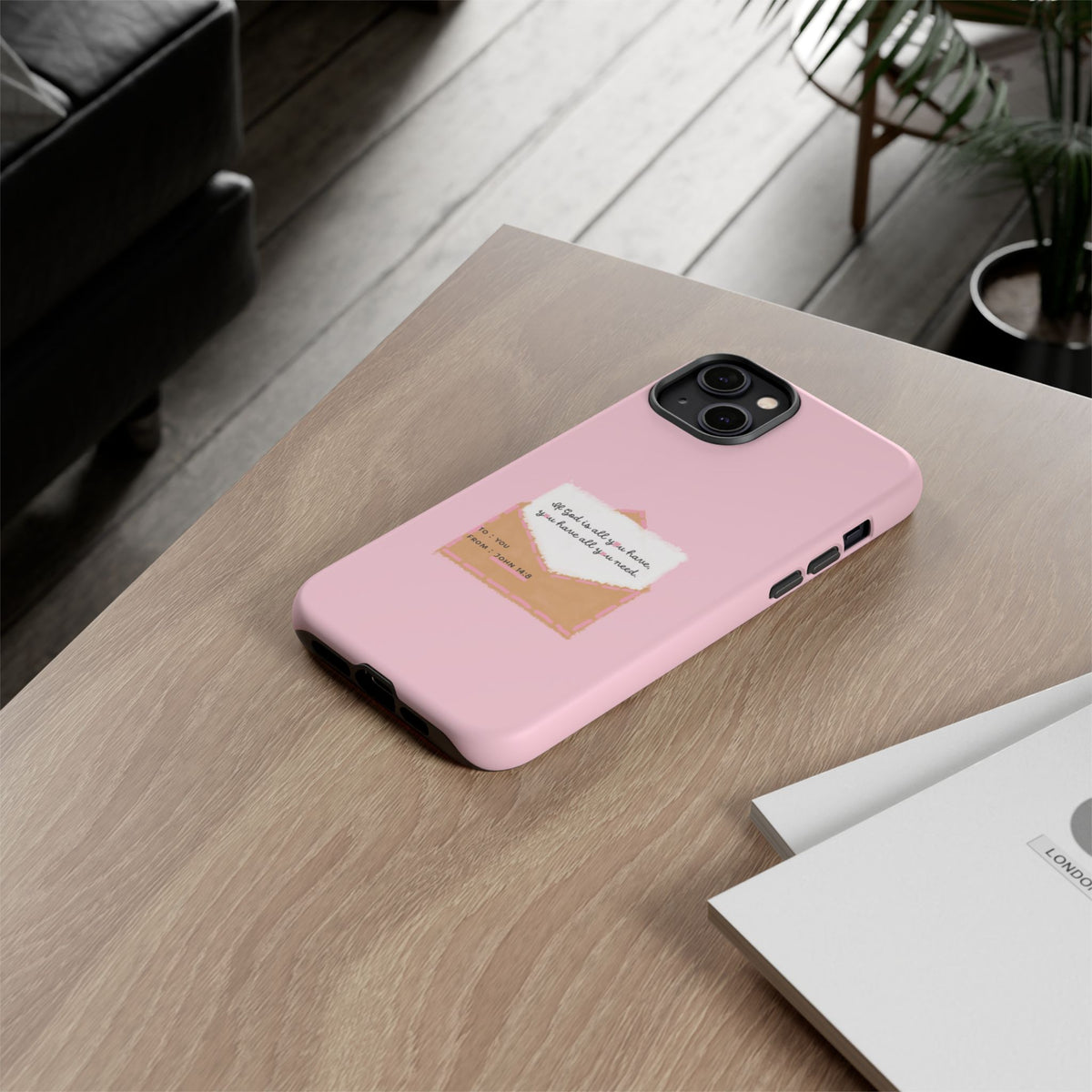 Christelijk telefoonhoesje God is alles wat je nodig hebt roze mat