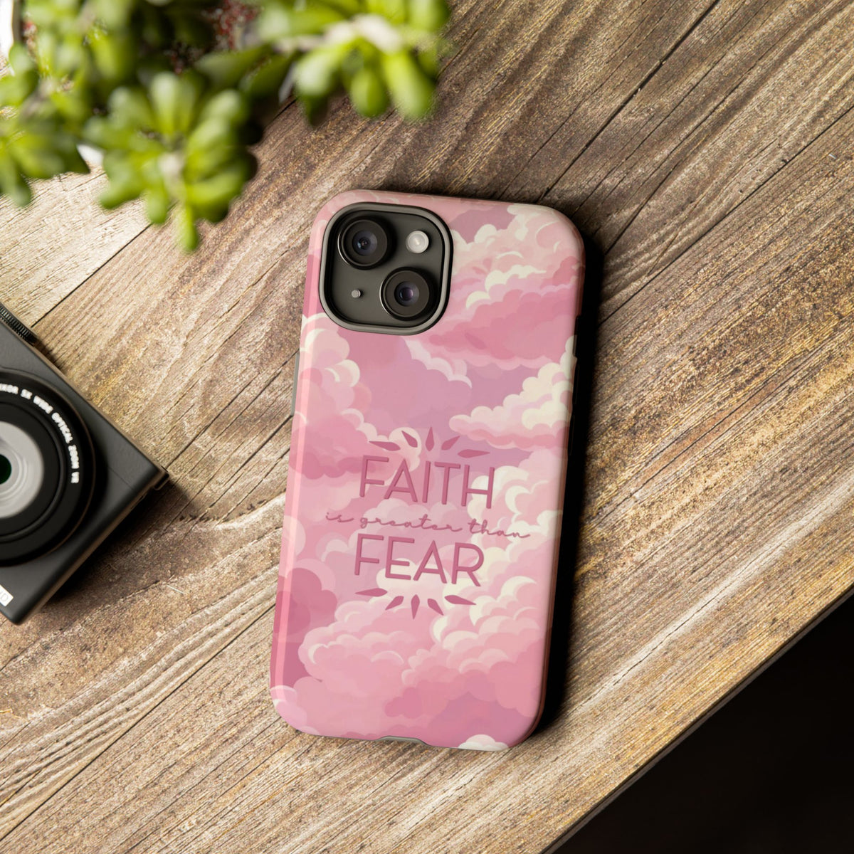 Christelijk telefoonhoesje Geloof is sterker dan angst roze mat