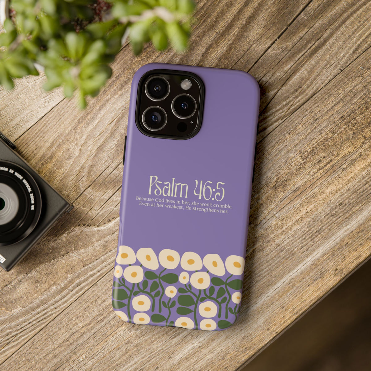 Christelijk telefoonhoesje God woont in haar lila mat