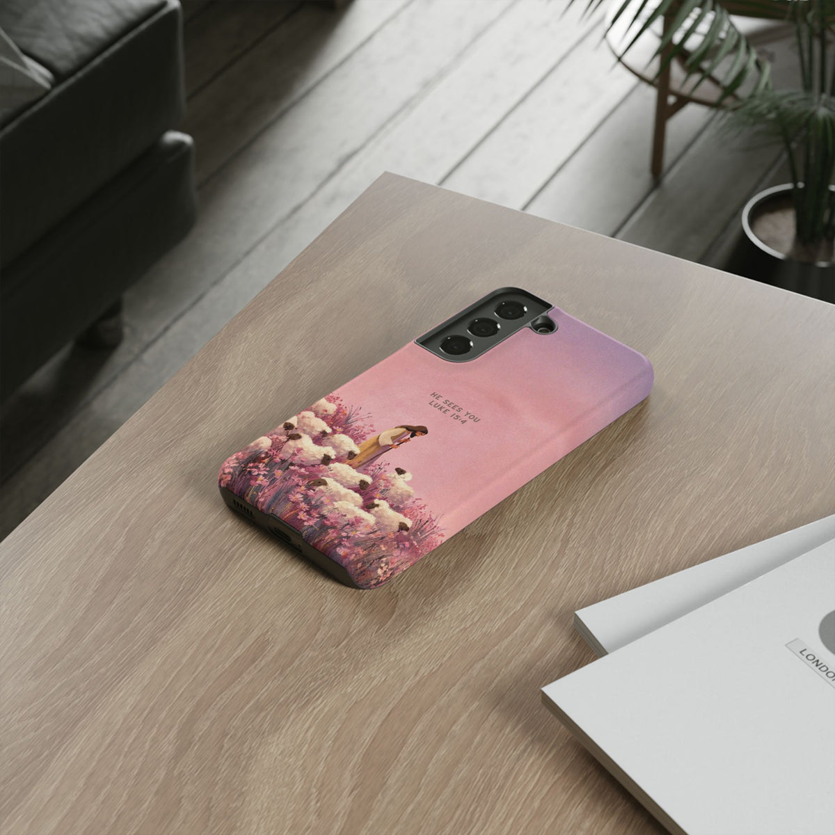 Christelijk telefoonhoesje Hij ziet jou roze mat