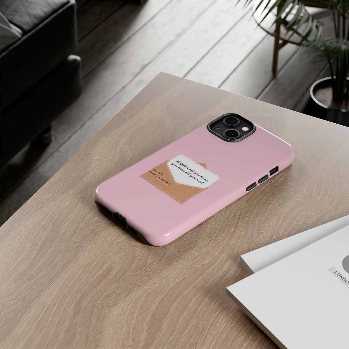 Christelijk telefoonhoesje God is alles wat je nodig hebt roze mat