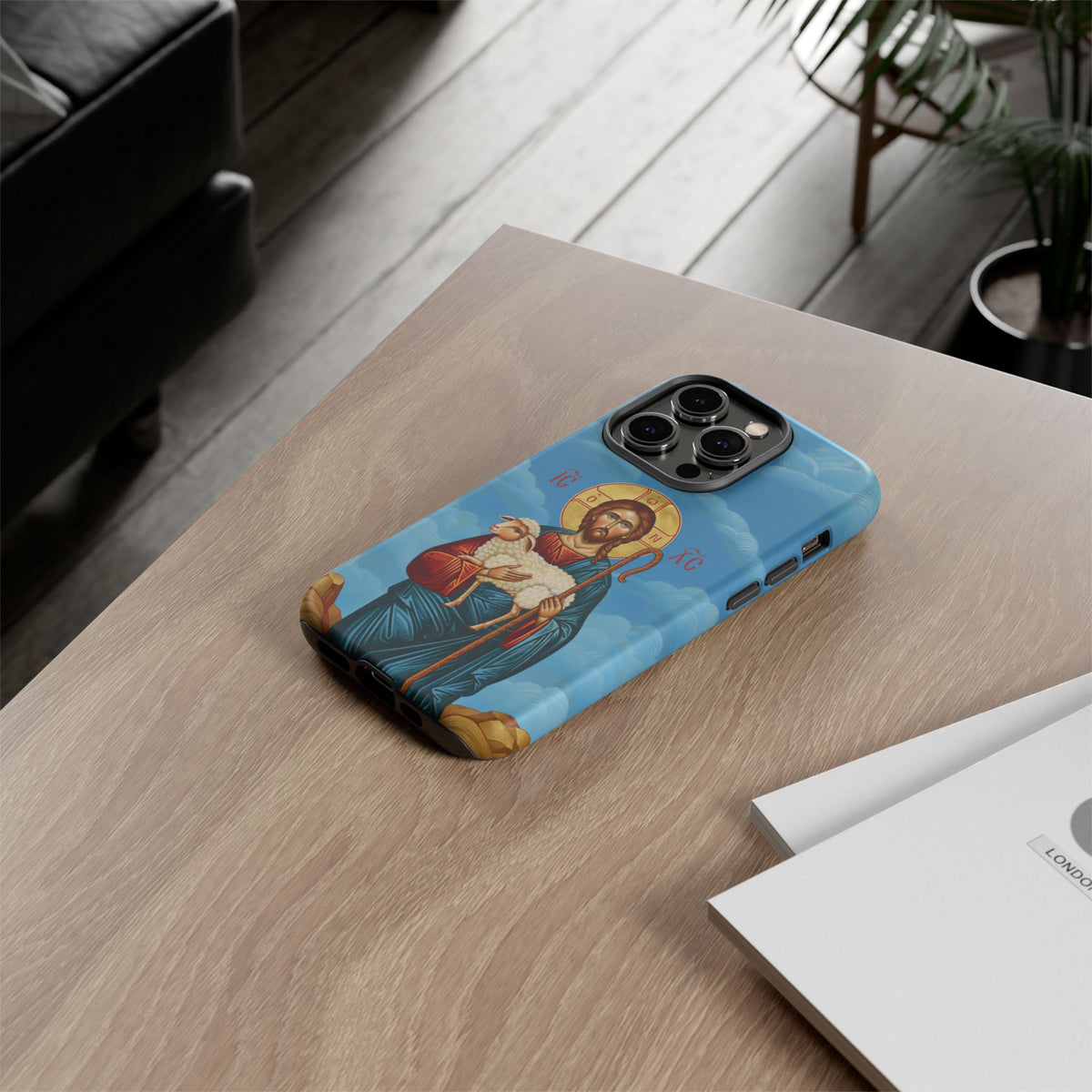 Christelijk telefoonhoesje De Goede Herder blauw mat