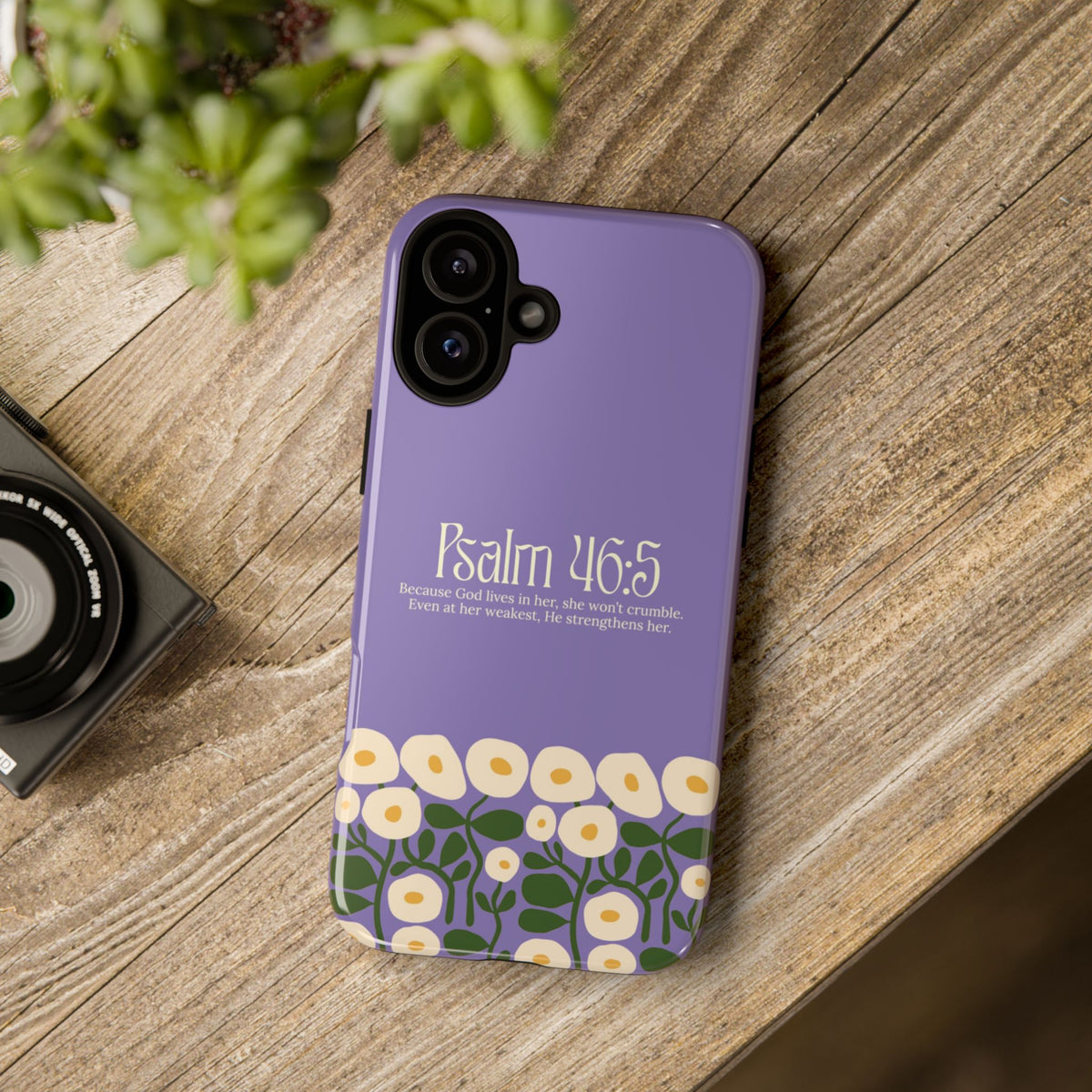 Christelijk telefoonhoesje God woont in haar lila mat