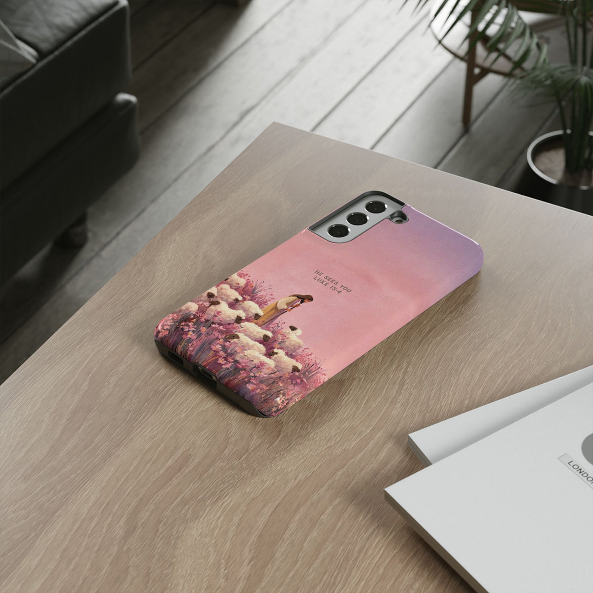 Christelijk telefoonhoesje Hij ziet jou roze mat